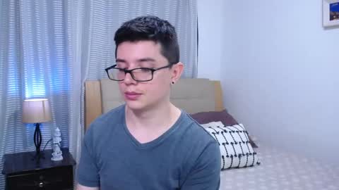 Kevin online show from February 20, 1:46 am