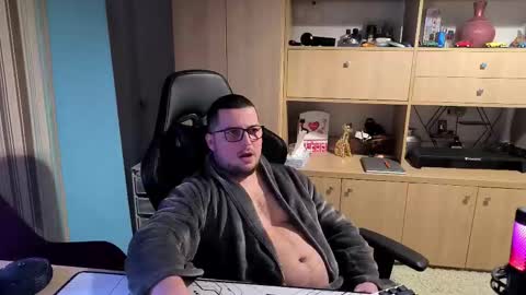 Kevinn online show from October 21, 9:48 pm