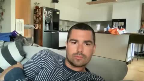 Snapshot of kevinpillobello chatting on May 20, 4:57 pm kevinpillobello online show from May 20, 4:57 pm