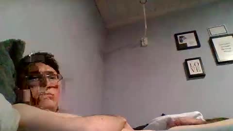Snapshot of kevkev_01 chatting on March 31, 12:34 am kevkev_01 online show from March 31, 12:34 am
