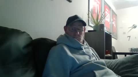 kevlooking4sez online show from September 23, 7:39 pm