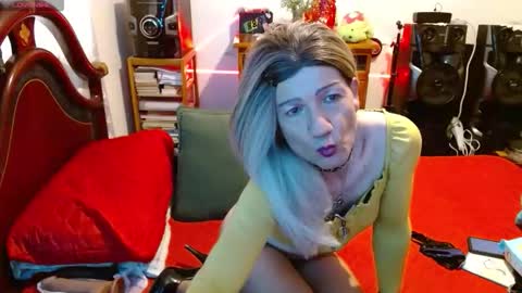 Snapshot of keyla_13 chatting on April 28, 4:34 pm keyla_13 online show from April 28, 4:34 pm