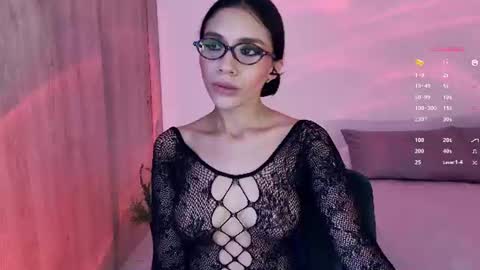 Snapshot of keylamiller1 chatting on July 7, 11:20 pm Keyla online show from July 7, 11:20 pm