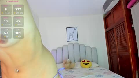 Snapshot of keylly_cute chatting on December 19, 2:23 am keylly online show from December 19, 2:23 am