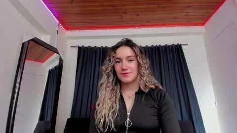 Snapshot of keyth_clement chatting on April 24, 7:49 pm Keyth online show from April 24, 7:49 pm