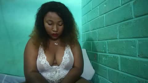 kezia0910 online show from February 6, 5:23 am