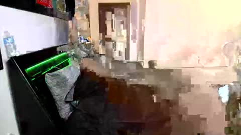 Snapshot of kfizzle187 chatting on November 11, 2:55 am K Fizzle online show from November 11, 2:55 am