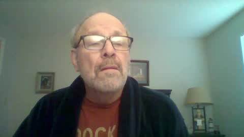Snapshot of kfries chatting on December 29, 5:01 pm Kent online show from December 29, 5:01 pm
