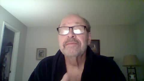 Snapshot of kfries chatting on January 2, 1:51 pm Kent online show from January 2, 1:51 pm