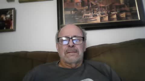 Snapshot of kfries chatting on September 12, 8:42 pm Kent online show from September 12, 8:42 pm