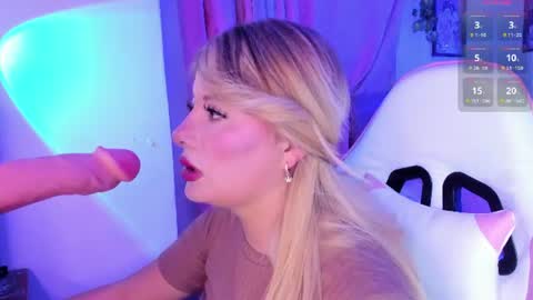 Snapshot of khali_reiss_ chatting on July 16, 3:12 am Abby online show from July 16, 3:12 am