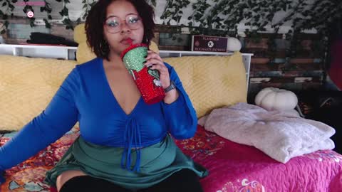 Snapshot of khayaparker chatting on January 3, 1:36 pm Khaya online show from January 3, 1:36 pm