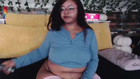 Snapshot of khayaparker chatting on February 12, 1:48 pm Khaya online show from February 12, 1:48 pm