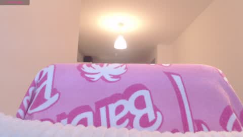 Snapshot of khloe_star chatting on January 28, 4:41 pm Khloe online show from January 28, 4:41 pm