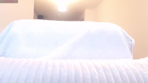 Snapshot of khloe_star chatting on February 12, 4:33 pm Khloe online show from February 12, 4:33 pm