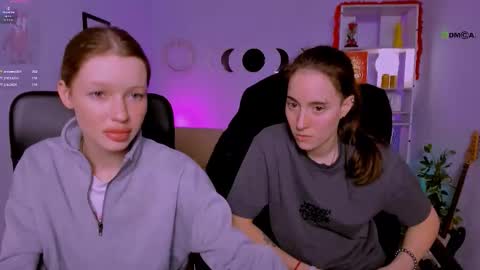 khloebeauty online show from March 19, 8:35 pm