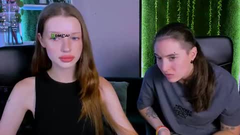 Snapshot of khloebeauty chatting on July 6, 5:48 am khloebeauty online show from July 6, 5:48 am