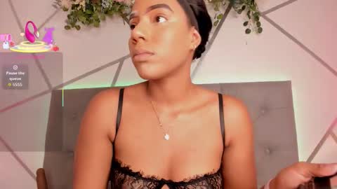 Snapshot of khloerosee chatting on February 11, 8:25 pm khloerosee online show from February 11, 8:25 pm