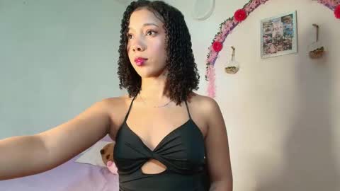 Snapshot of khoe_777 chatting on March 25, 11:11 pm khoe 777 online show from March 25, 11:11 pm