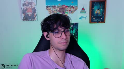 Snapshot of khozler_ chatting on May 8, 2:28 am khozler_ online show from May 8, 2:28 am