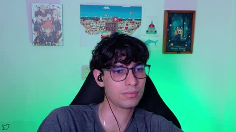 Snapshot of khozler_ chatting on May 13, 3:04 am khozler_ online show from May 13, 3:04 am