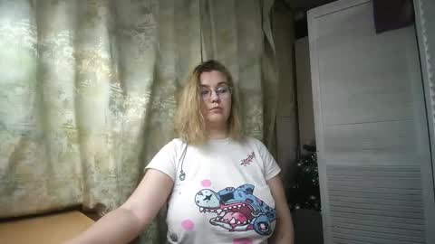 Snapshot of kianna_dior_ chatting on January 2, 3:51 pm kianna_dior_ online show from January 2, 3:51 pm