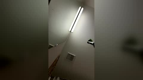 kiannaluv online show from December 22, 1:41 pm