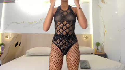 Snapshot of kiara_eliot chatting on May 25, 7:42 pm Kiara online show from May 25, 7:42 pm