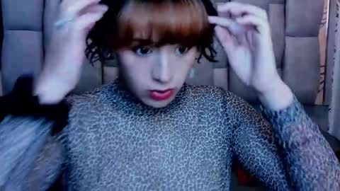 Snapshot of kiara_fox__ chatting on December 14, 9:36 am KIARA FOX online show from December 14, 9:36 am