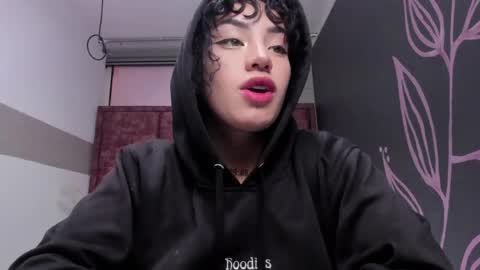 KIARA FOX online show from April 2, 10:02 am