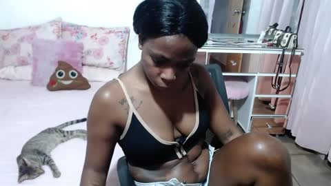 Snapshot of kiara_kaneel_40 chatting on May 22, 6:24 pm KANEEL online show from May 22, 6:24 pm