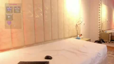 Kiara online show from November 22, 1:21 pm