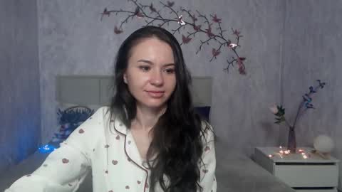 Snapshot of kiaracriegs chatting on February 20, 8:09 pm Kara online show from February 20, 8:09 pm