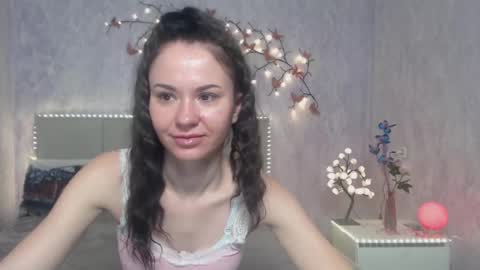 Snapshot of kiaracriegs chatting on March 8, 6:23 pm Kara online show from March 8, 6:23 pm