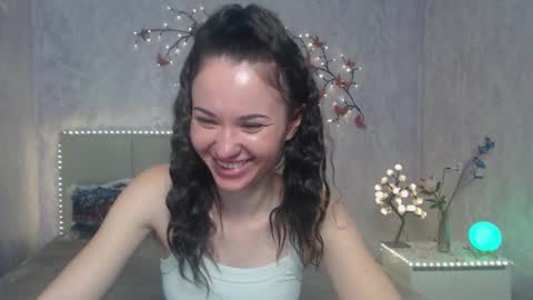 Snapshot of kiaracriegs chatting on March 21, 6:55 pm Kara online show from March 21, 6:55 pm