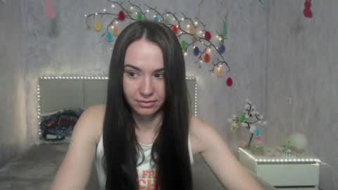 Snapshot of kiaracriegs chatting on April 8, 5:57 pm Kara online show from April 8, 5:57 pm