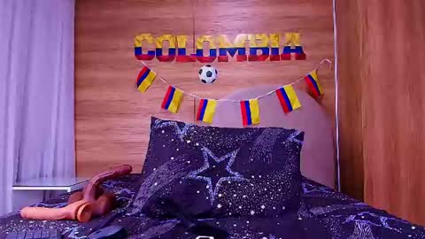 Snapshot of kiaralopez_ chatting on June 20, 3:09 am kiaralopez_ online show from June 20, 3:09 am