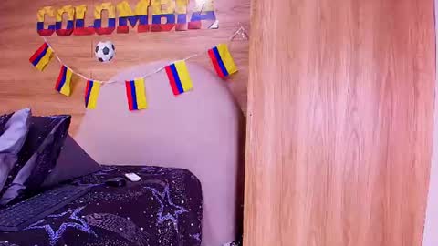 Snapshot of kiaralopez_ chatting on June 25, 5:12 am kiaralopez_ online show from June 25, 5:12 am