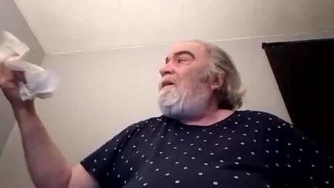 KICKINME online show from November 9, 5:00 pm