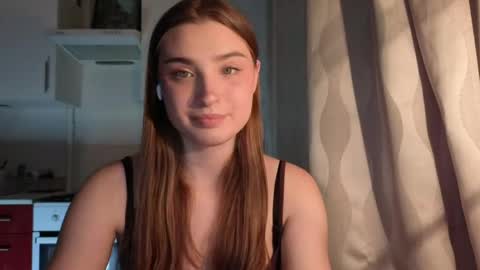 Snapshot of kierstentates chatting on May 11, 2:45 pm Ola my name is Lissa Lets hit 10 Thumbs Up together online show from May 11, 2:45 pm