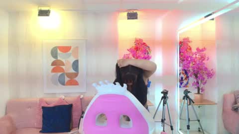 Kitty online show from July 18, 12:20 pm