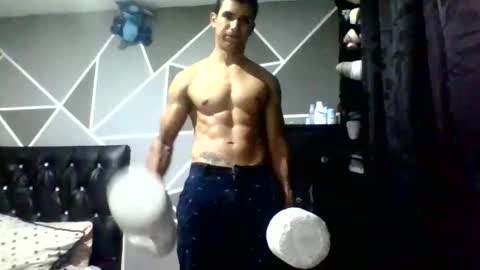 kike_salazar online show from October 13, 10:43 pm