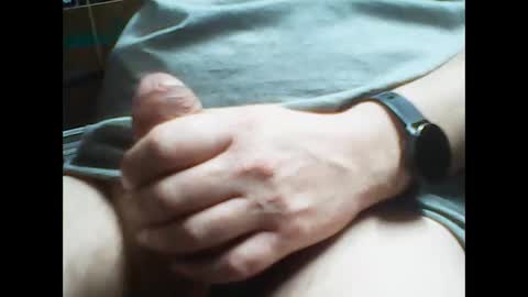 Kikibe online show from February 2, 11:00 pm