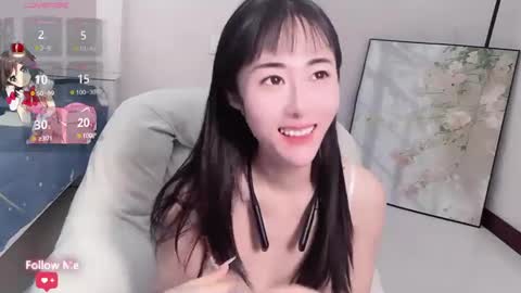 Snapshot of kiki_loveu chatting on February 15, 3:06 pm kiki_loveu online show from February 15, 3:06 pm