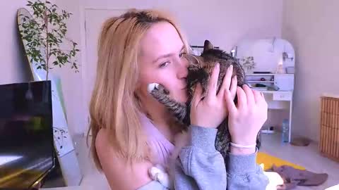 kikikarma online show from March 24, 12:21 pm