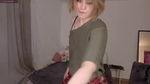 Snapshot of kikimoor chatting on June 4, 10:32 am Kiki online show from June 4, 10:32 am