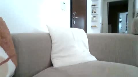 kikkus01 online show from November 8, 12:27 pm