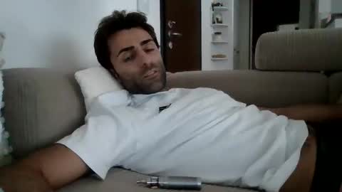 kikkus01 online show from November 13, 1:21 pm