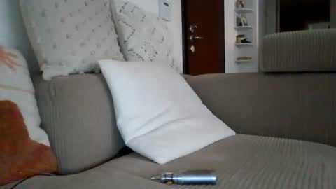 kikkus01 online show from July 26, 7:59 am