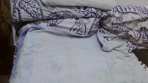 Snapshot of kiko83c chatting on February 5, 10:30 am New accound cavilacion  online show from February 5, 10:30 am